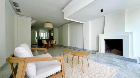 Foto 3 de Dúplex en venda a De Ramón Gómez de la Serna, Playa de la Fontanilla, Málaga