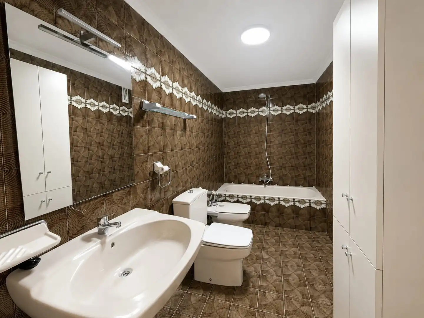 Bathroom of Flat for sale in La Vall d'Uixó