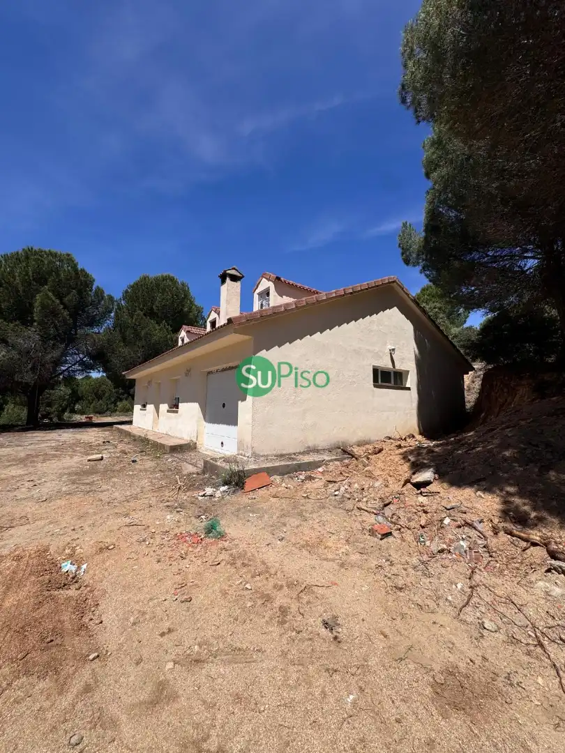 Casa o xalet en venda en San Martín de Valdeiglesias amb Jardí privat