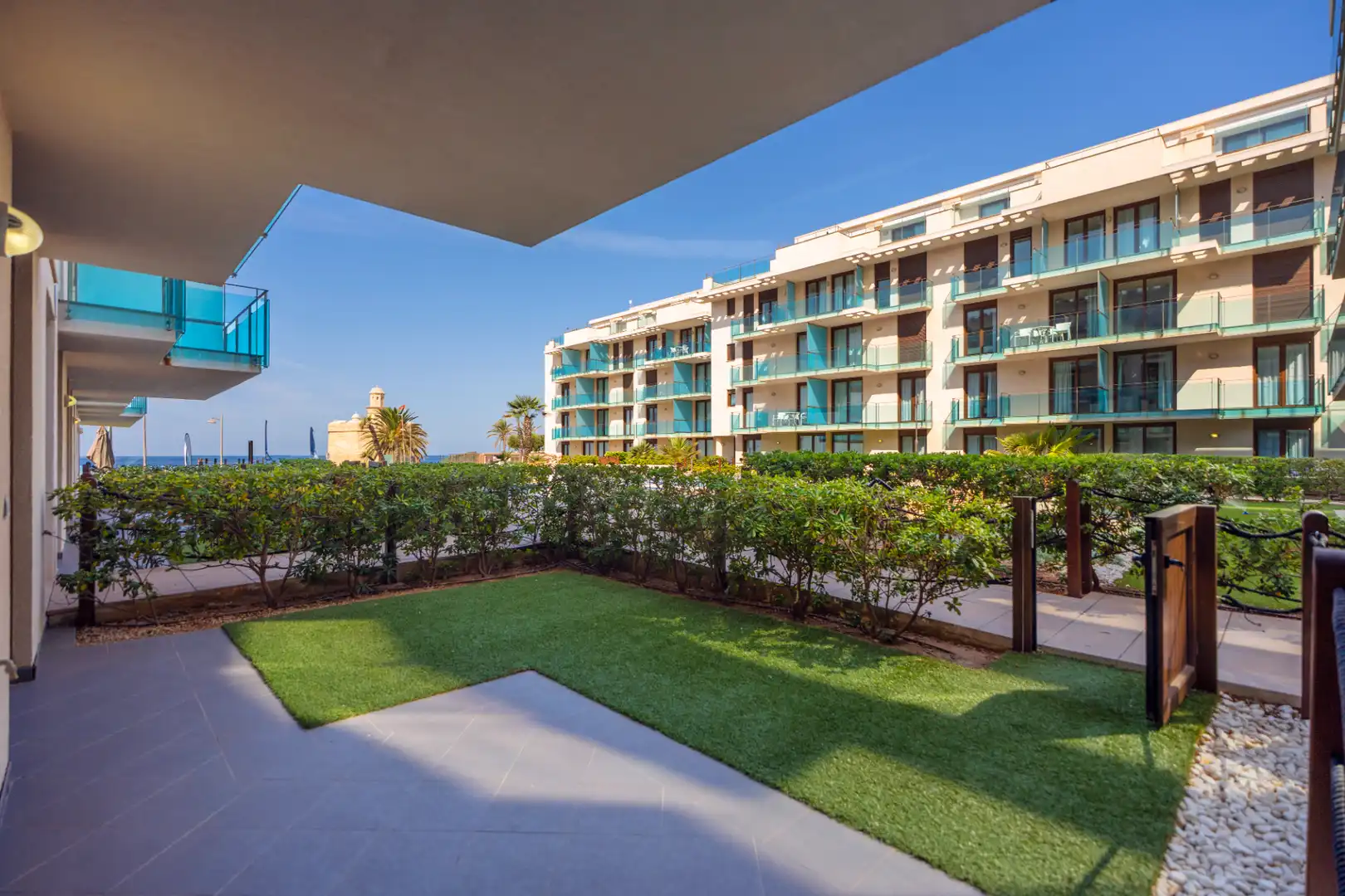 Flat with pool for sale in Passeig de Sant Nicolau 171