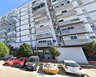 Exterior view of Flat for sale in  Sevilla Capital