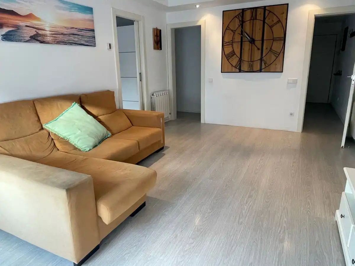 Flat with terrace for sale in Marianao, imagen 4
