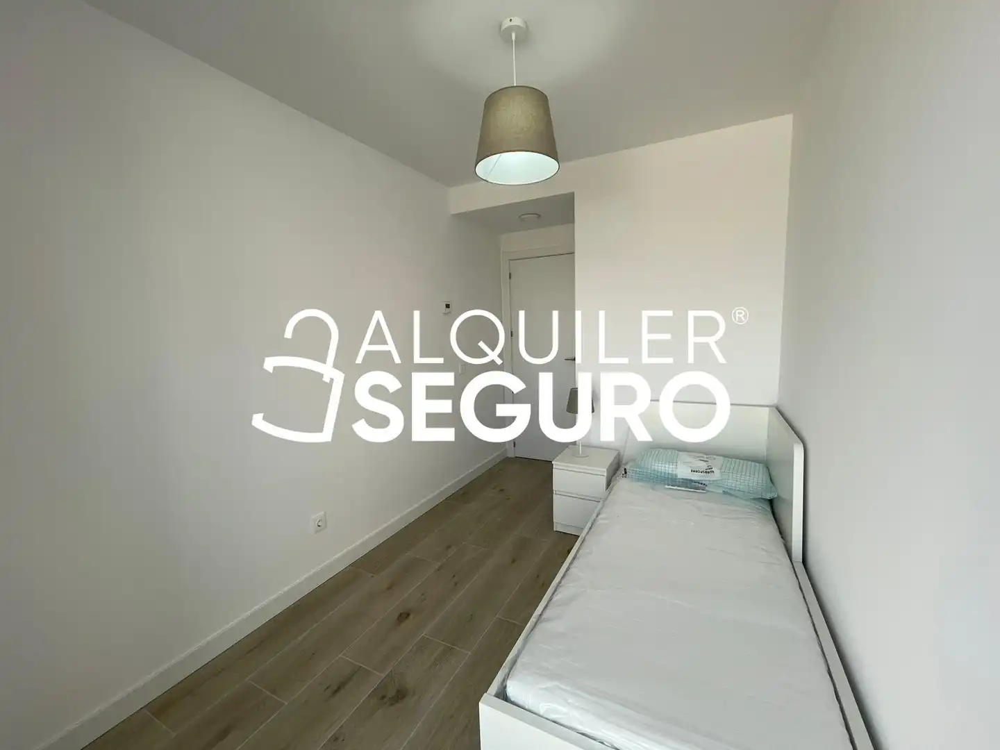 Schlafzimmer von Wohnung zur Miete in Carabanchel