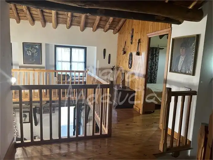 Casa rústica amb piscina en venda a Alcalá la Real, imagen 9
