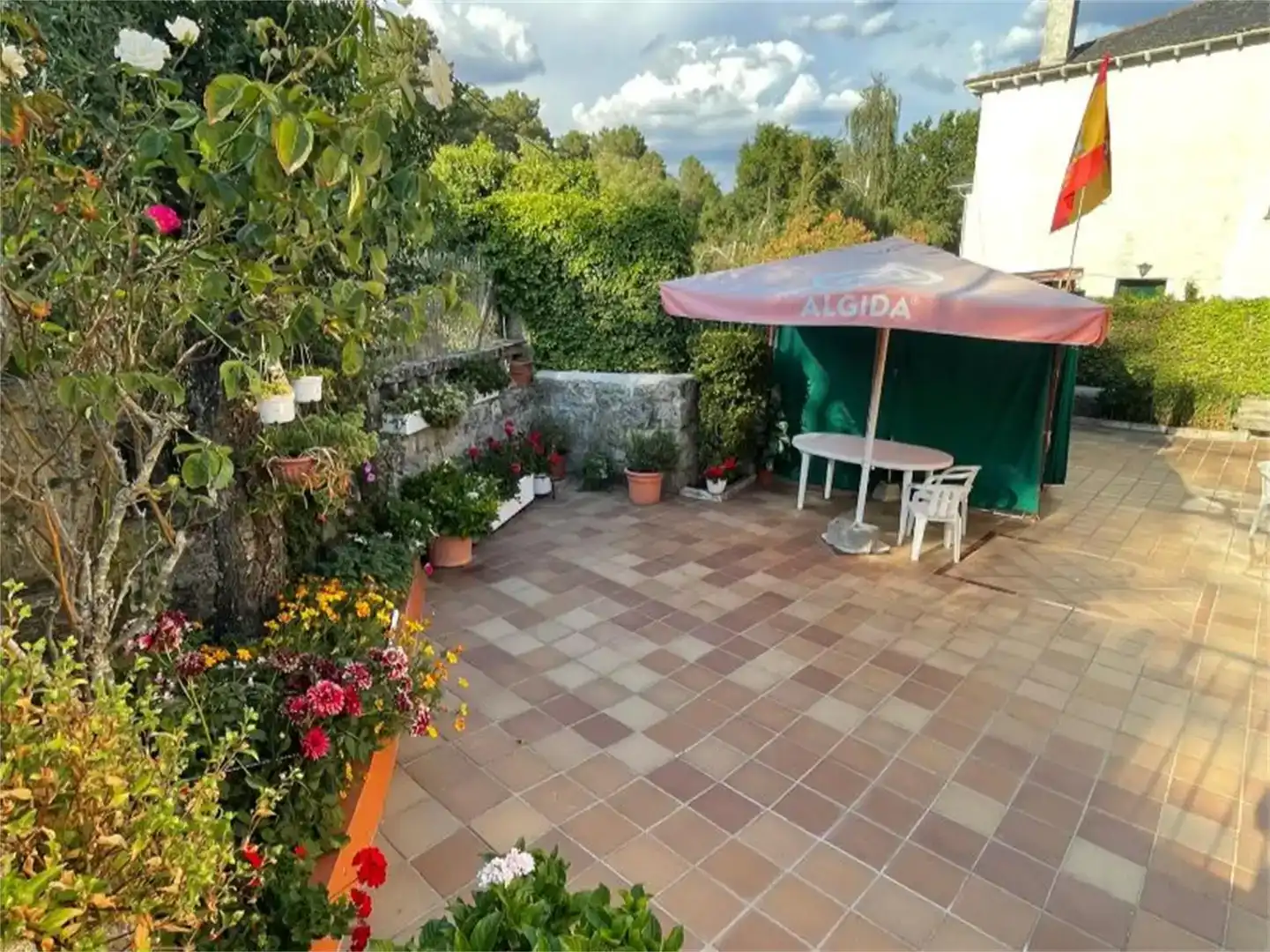 Terrassa de Pis en venda en Las Navas del Marqués  amb Jardí privat i Moblat