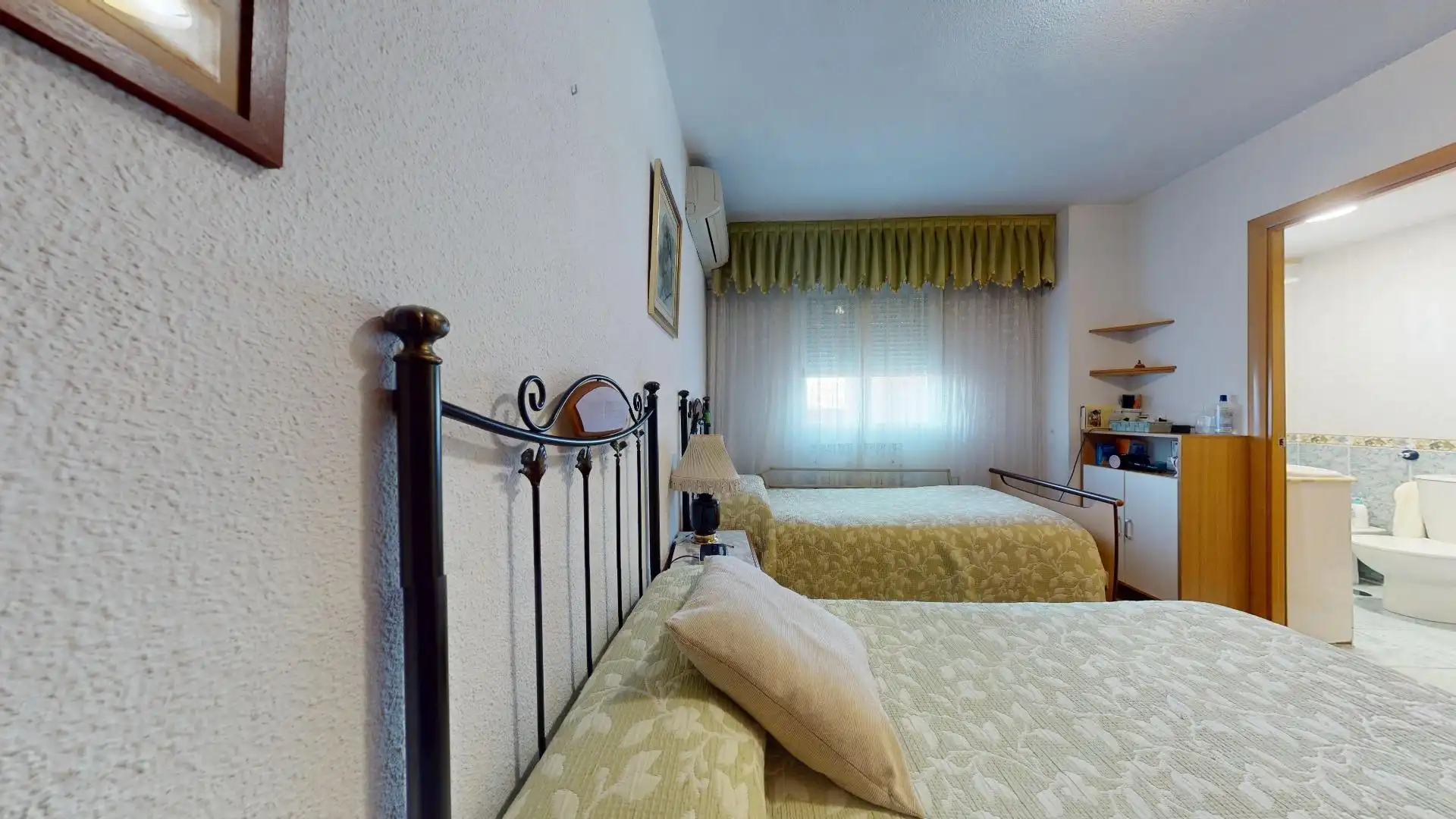 Bedroom of Flat for sale in Leganés  with Air Conditioner, Heating and Terrace