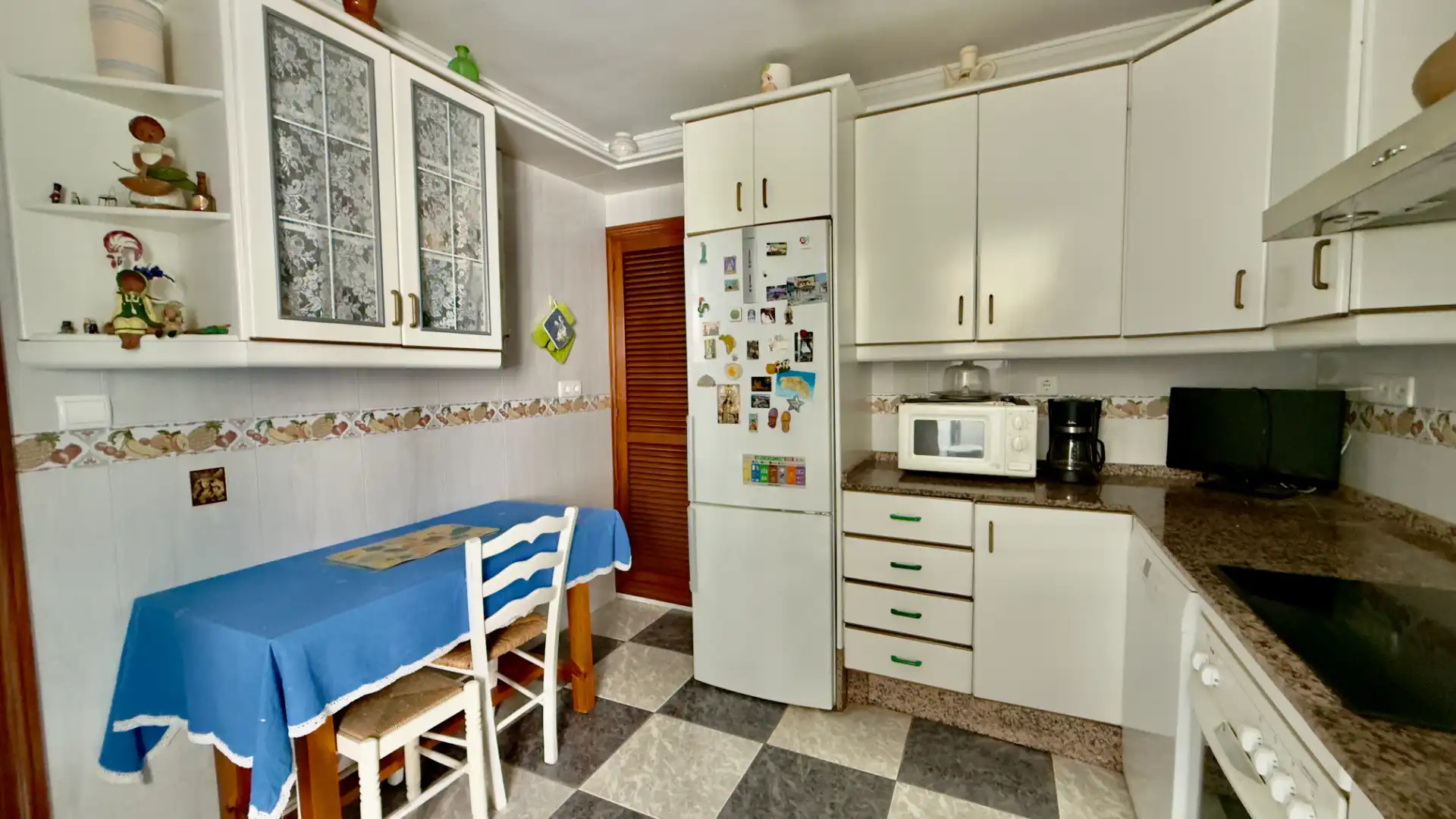 Cocina de Piso en venta en Cádiz con Aire acondicionado, Terraza y Amueblado