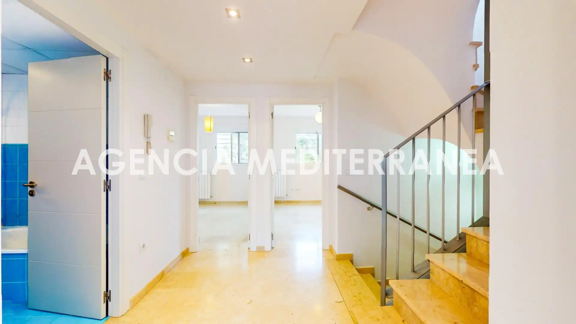 Casa adosada en venta en Calle PUIGCAMPANA, Casas Verdes