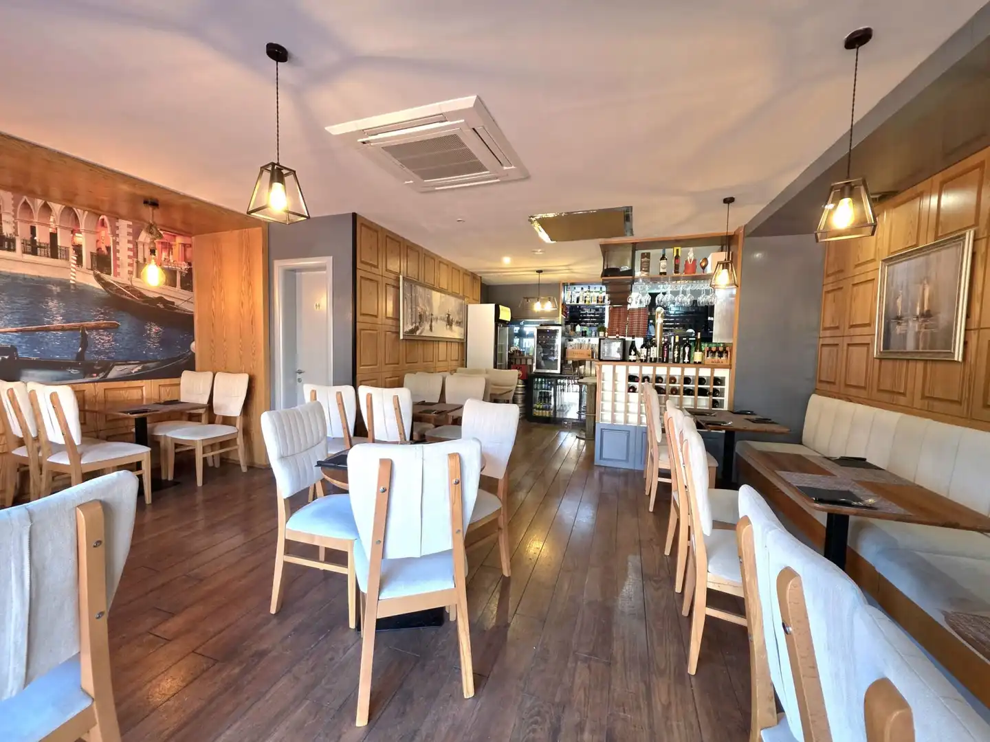 Commercial properties for rent in Sant Martí