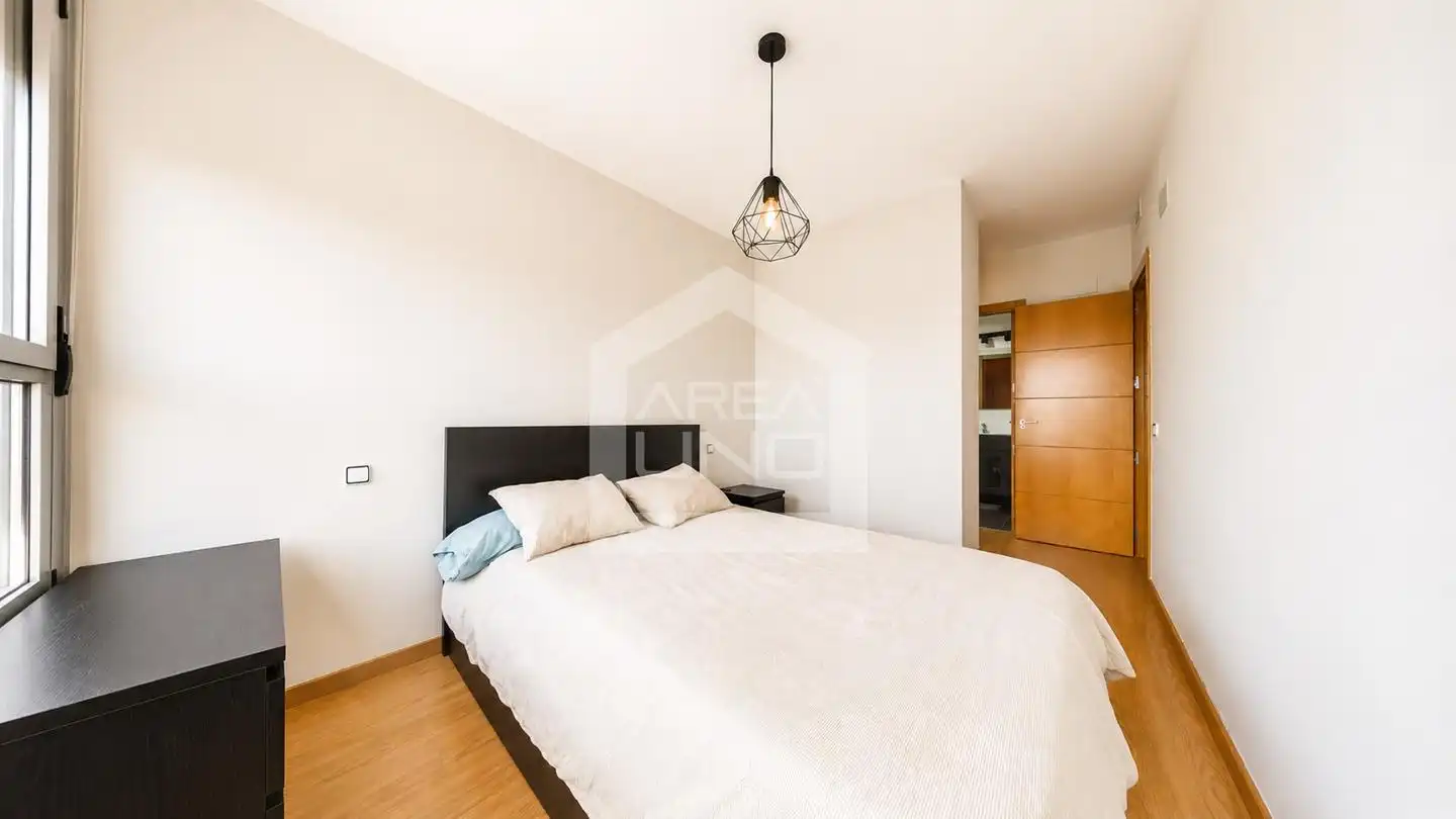 Bedroom of Flat for rent in Fuenlabrada  with Air Conditioner, Heating and Storage room