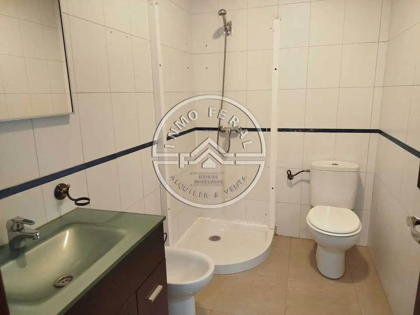Baño de Piso en venta en Écija con Aire acondicionado, Calefacción y Balcón