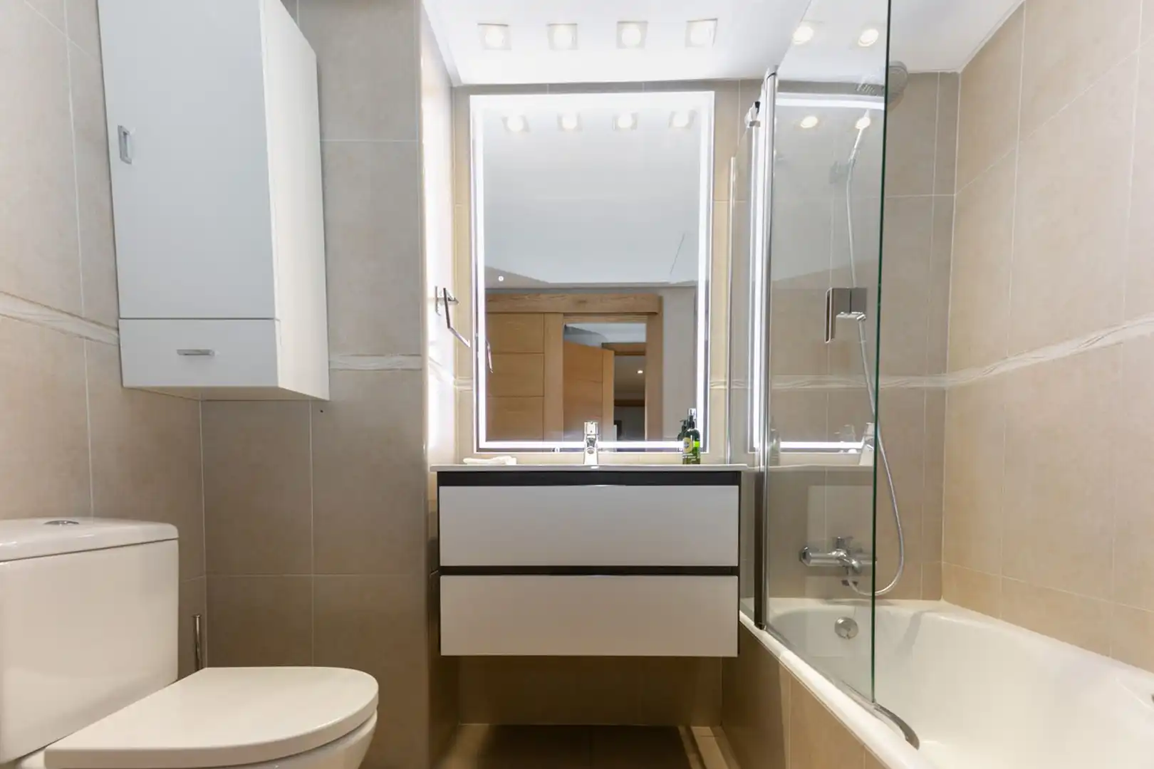 Appartement compact avec ascenseur à louer à Centre, imagen 18