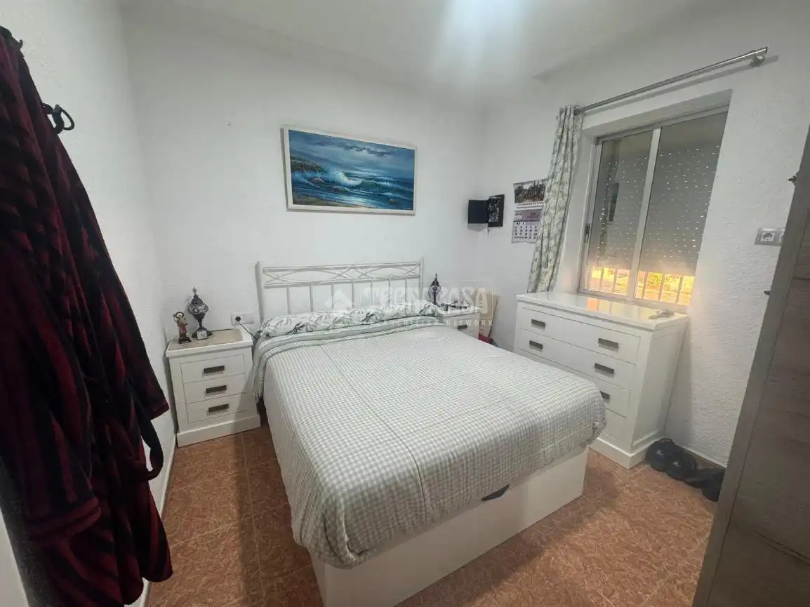 Dormitori de Casa adosada en venda en Córdoba amb Aire condicionat