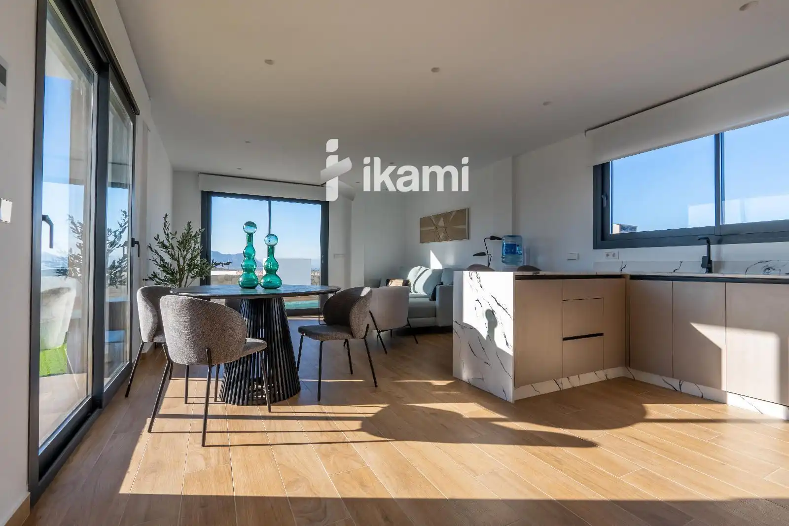 Terraced house with pool for sale in Alicante