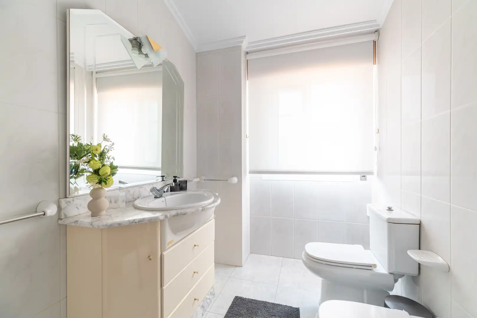Bathroom of Houses for sale in Vigo   with Heating, Private garden and Terrace