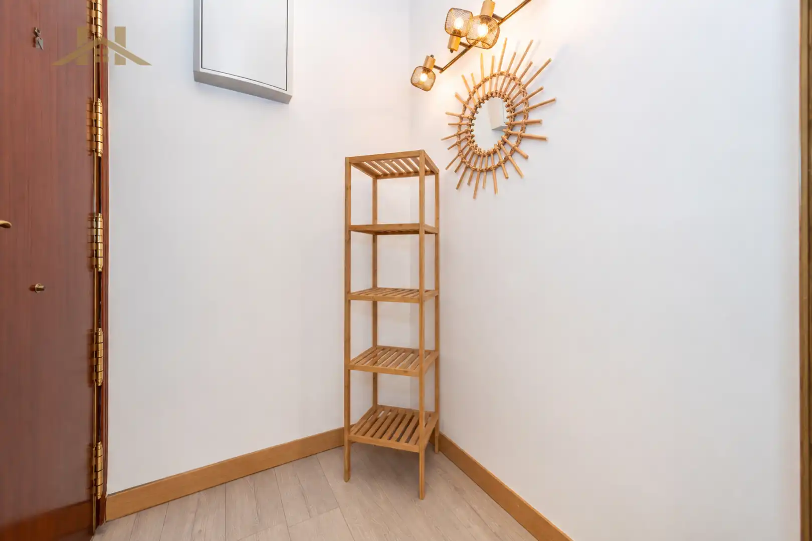 Flat for sale in Madrid  with Air Conditioner, Heating and Furnished