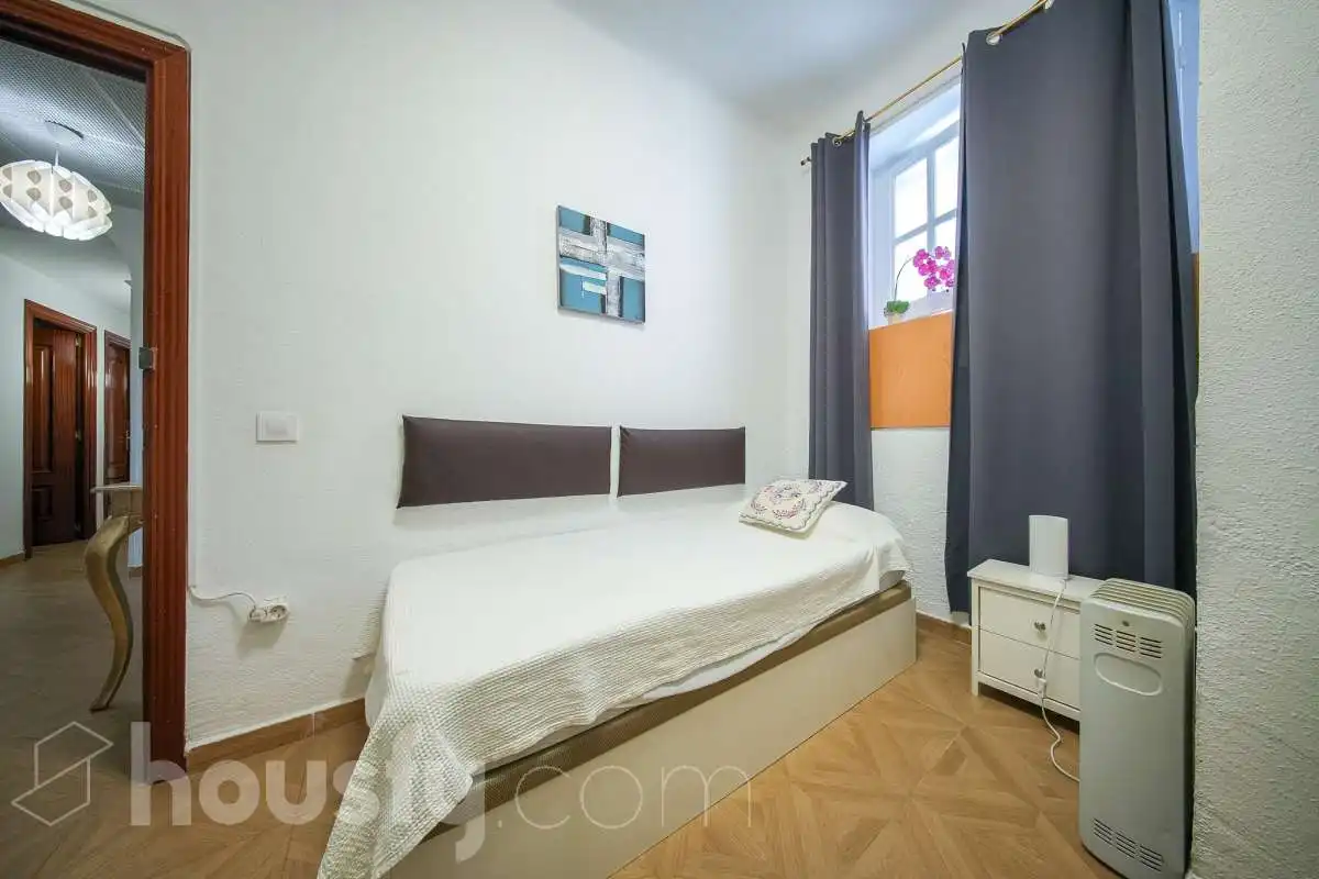 Flat with lift for sale in Calle Rey Francisco ., imagen 3