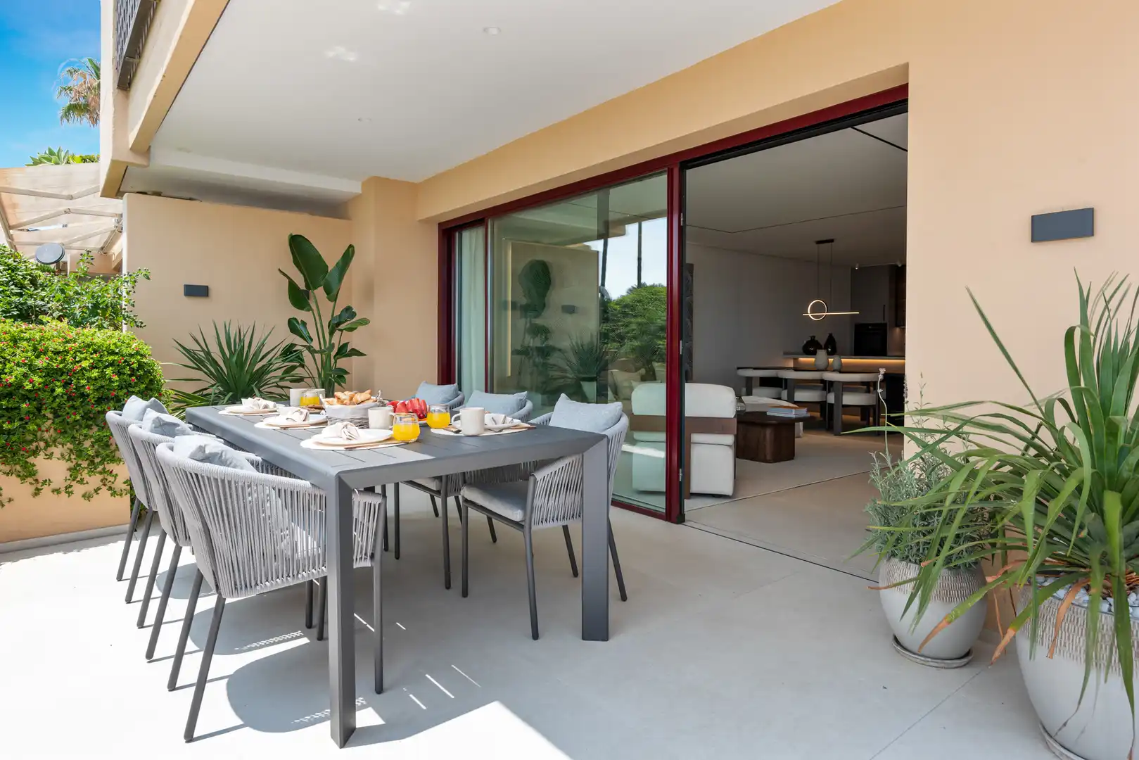 Terrassa de Planta baixa en venda en Estepona amb Aire condicionat, Calefacció i Jardí privat