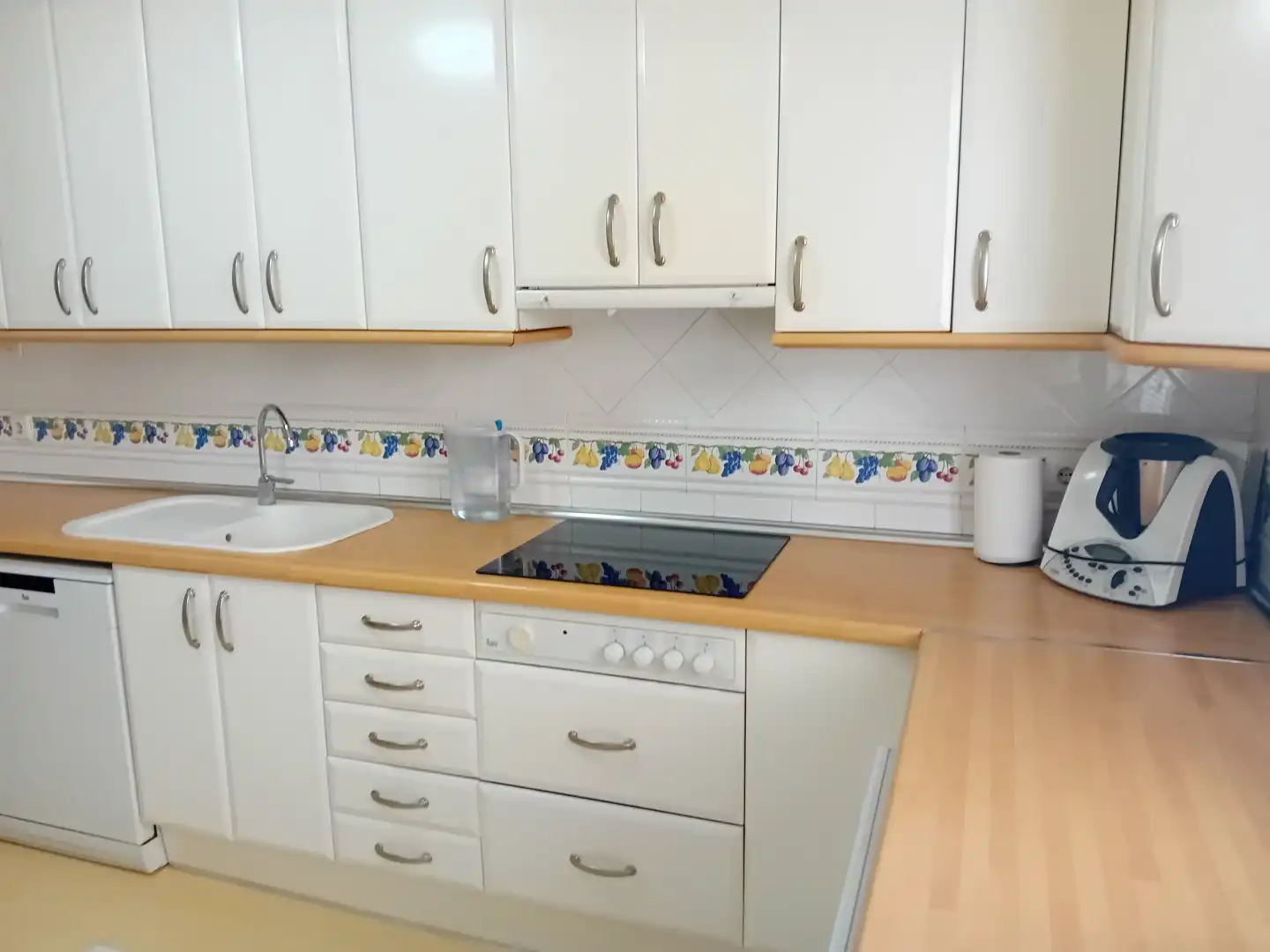 Cuina de Casa o xalet en venda en Ciudad Real amb Aire condicionat, Calefacció i Terrassa