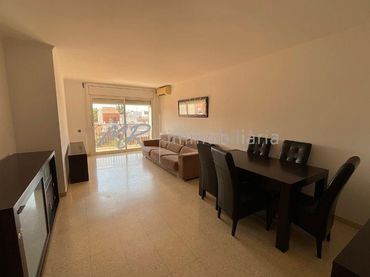 Piso con balcón en venta en Tres Torres