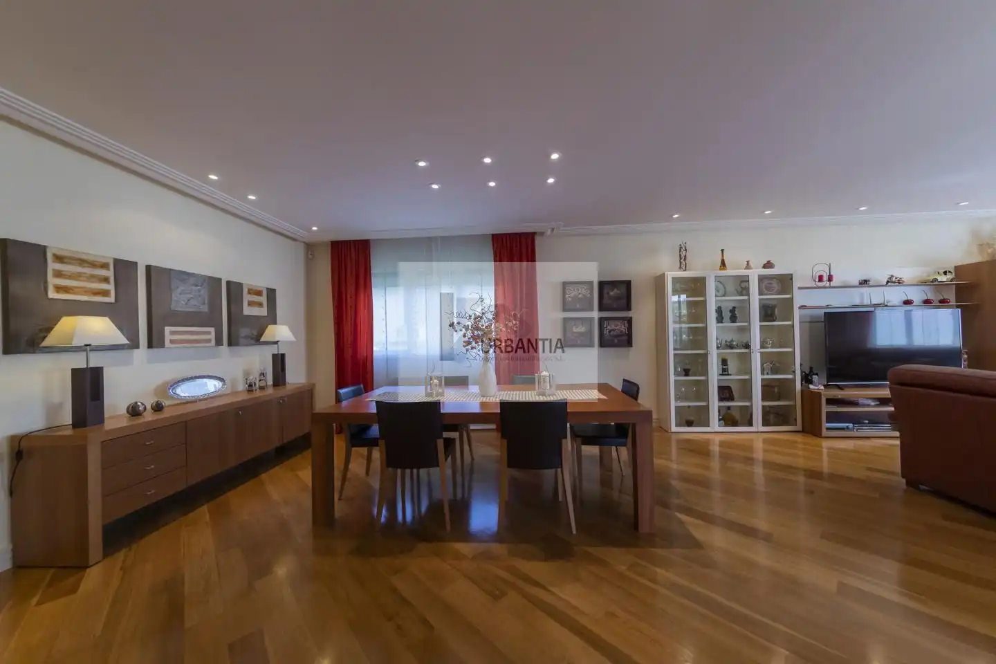 Comedor de Casa o chalet en venta en Cizur con Calefacción, Jardín privado y Parquet