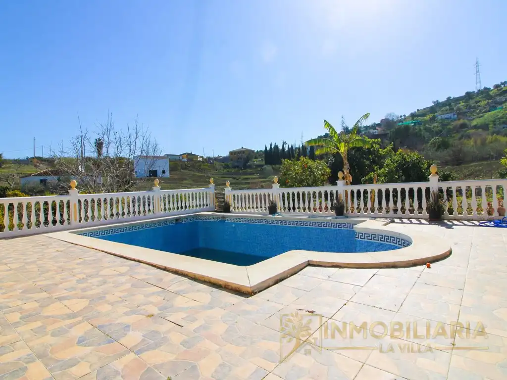 Casa rústica con piscina en venta en Coín, imagen 2