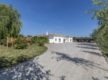 Casa amb jardí en venda a San Enrique - Guadiaro -  Pueblo Nuevo