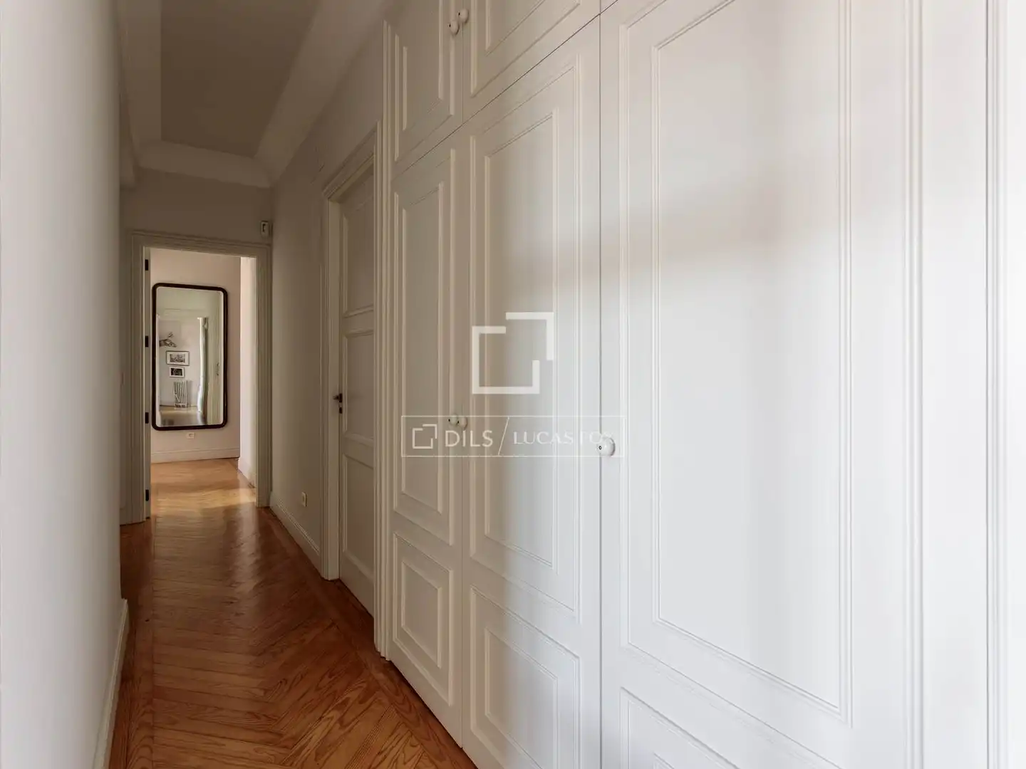 Attic for rent in Madrid  with Air Conditioner, Heating and Parquet flooring