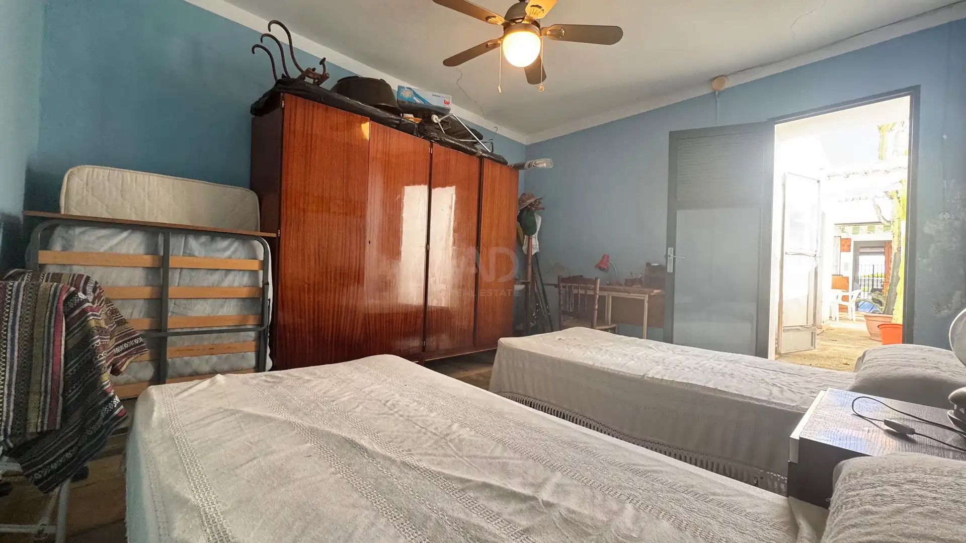 Habitación de Casa adosada en venta en Oliva con Calefacción y Terraza