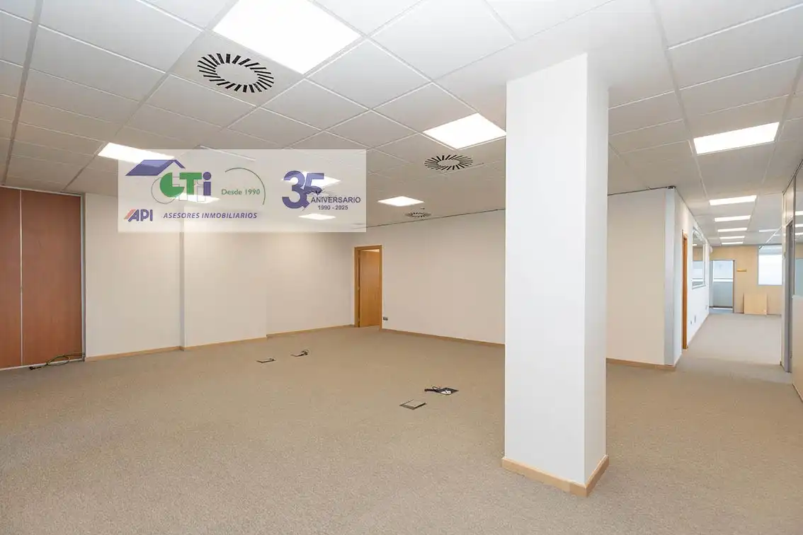 Office space to rent in C/Bari, imagen 42