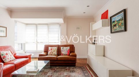 Foto 3 de Piso en venta en Las Arenas, Getxo