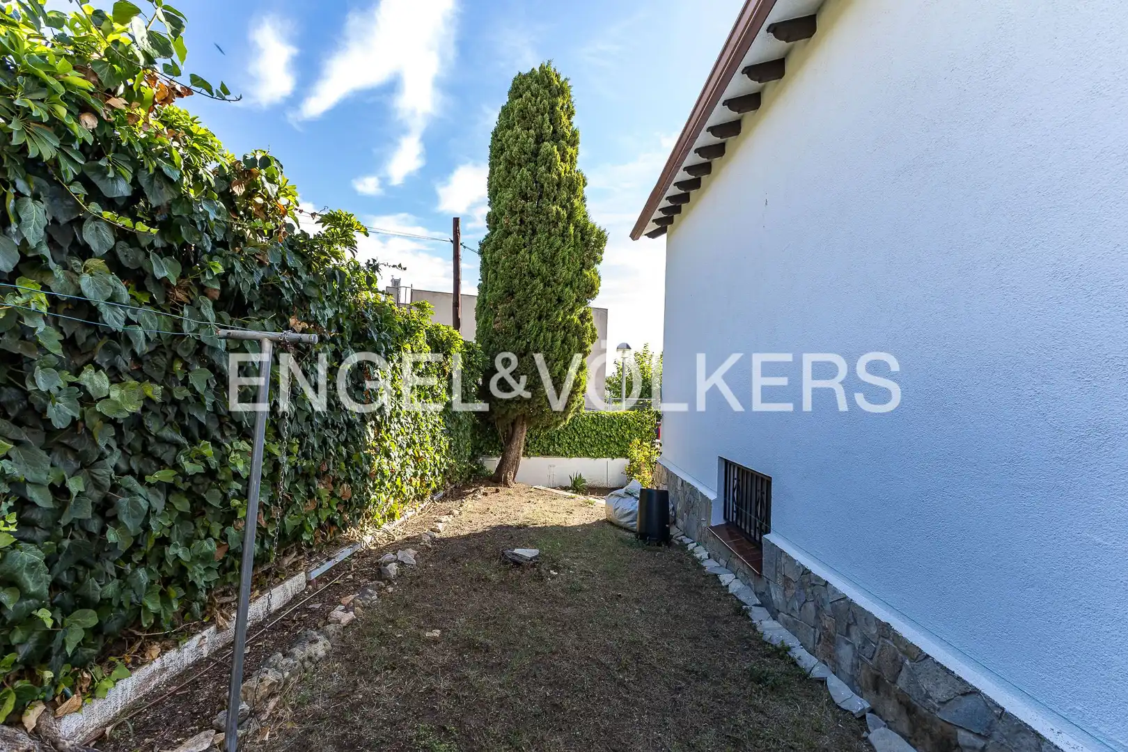 Houses for sale in El Vendrell  with Heating, Private garden and Parquet flooring