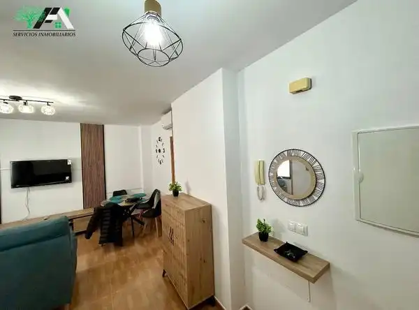 Appartamento con terrazza in affitto a Calle el Trapero, imagen 3
