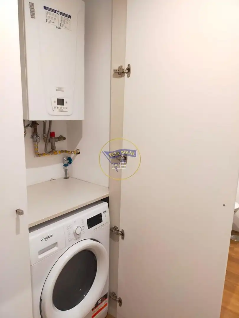 Estudio de alquiler en Calle URZAIZ, Casablanca - Calvario