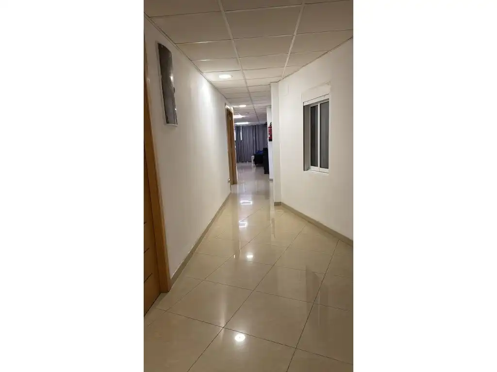 Oficina en venta en Quart de Poblet con Terraza
