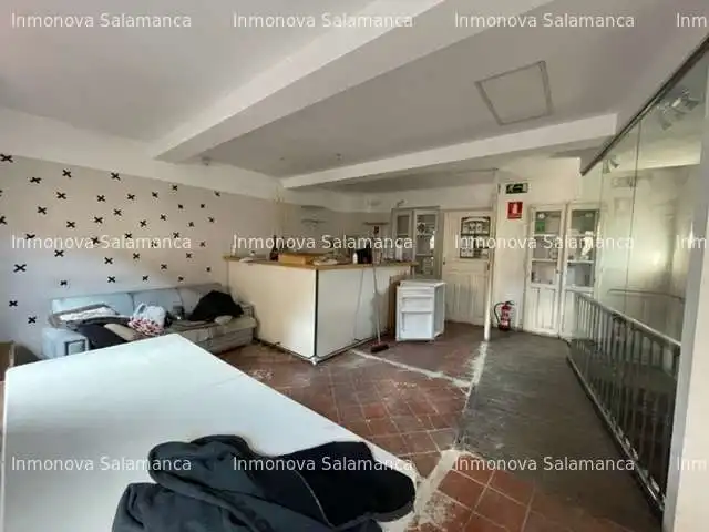 Local de lloguer en Salamanca amb Terrassa