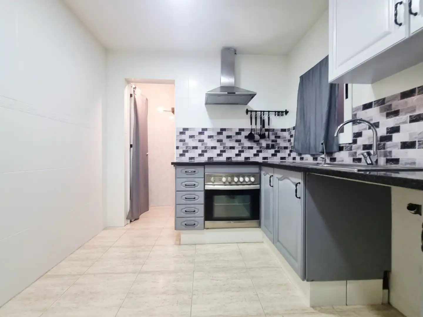 Wohnung mit Terrasse zum Verkauf in Carrer de Montbò, imagen 3
