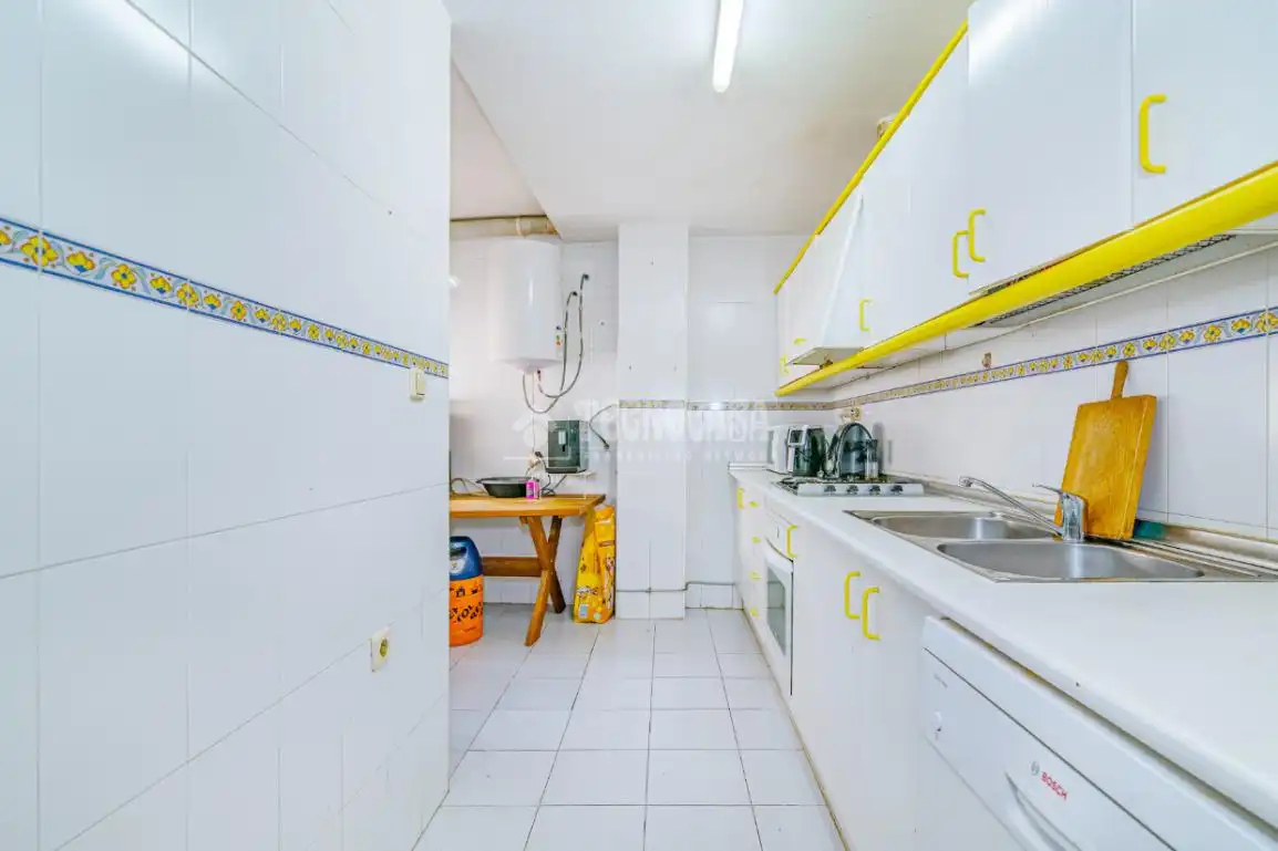 Cuina de Pis en venda en Cenes de la Vega amb Terrassa