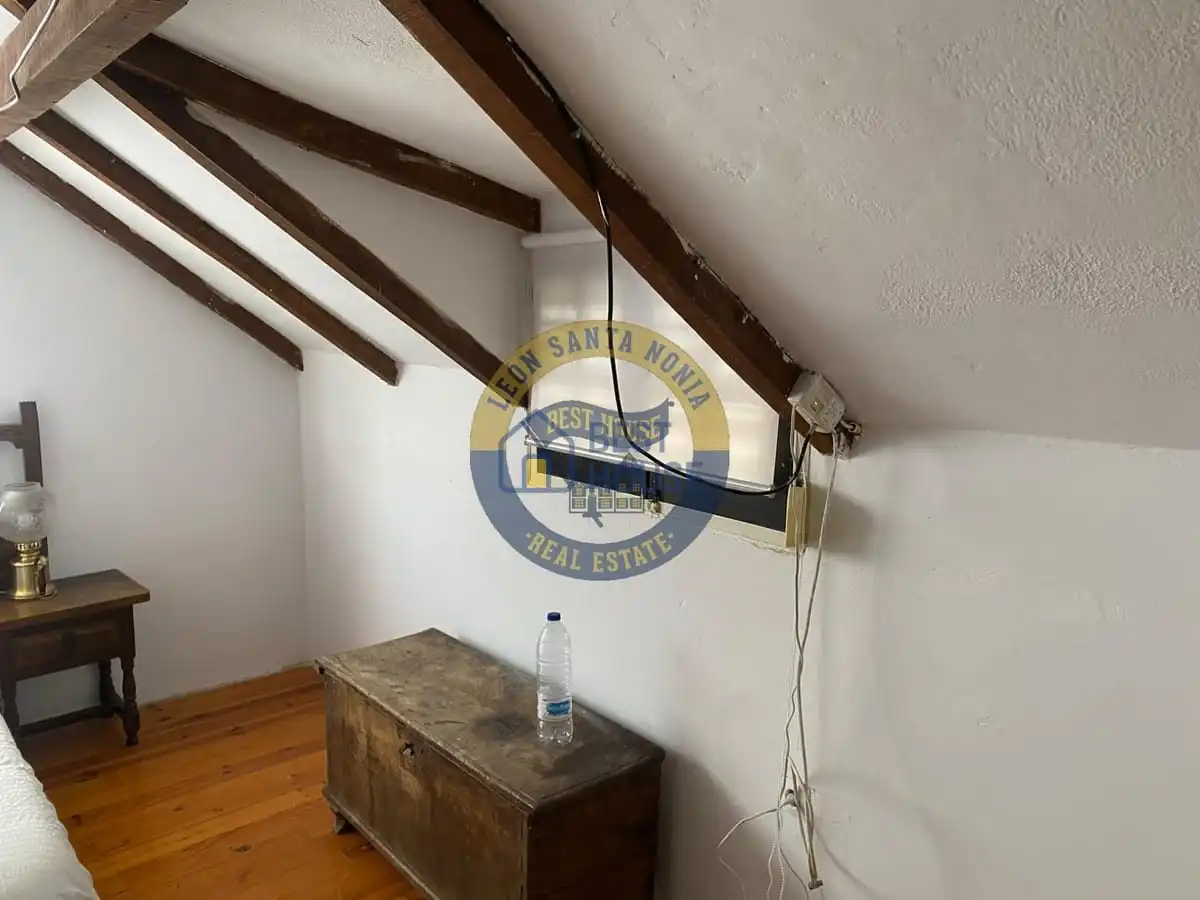 Casa o chalet en venta en Garrafe de Torío con Calefacción, Jardín privado y Parquet
