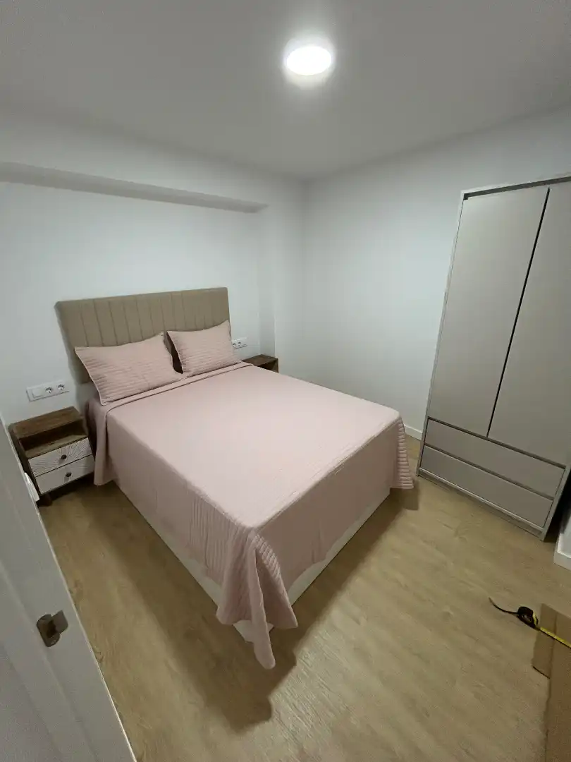Schlafzimmer von Wohnung zur Miete in Bodonal de la Sierra mit Klimaanlage, Heizung und Parkett