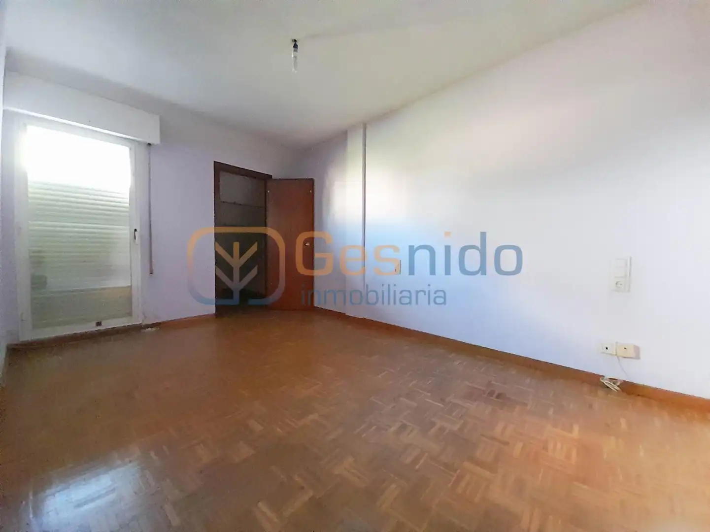 Bedroom of Flat for sale in Segovia  with Heating, Parquet flooring and Terrace