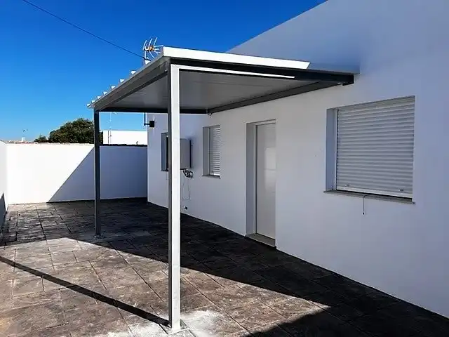Terrassa de Casa o xalet en venda en Chiclana de la Frontera amb Aire condicionat, Terrassa i Piscina