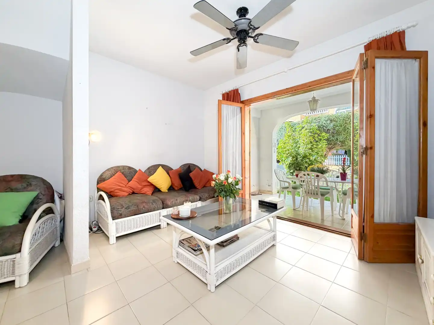 Bungalow with pool for sale in Campello Playa, imagen 2