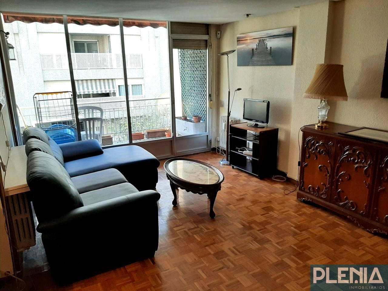 Living room of Flat to rent in  Huesca Capital  with Heating, Parquet flooring and Terrace