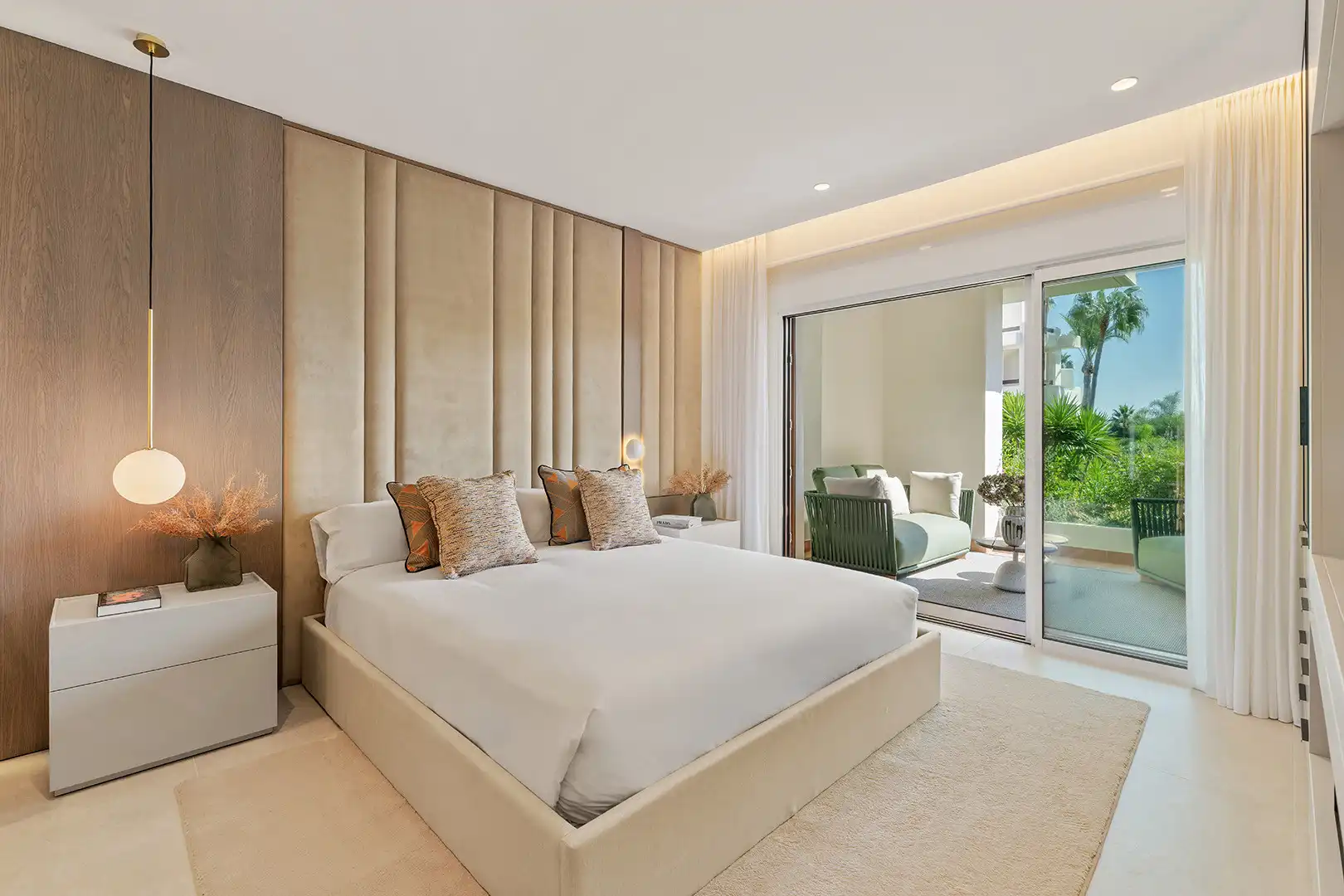 Habitación de Planta baja en venta en Estepona con Aire acondicionado, Terraza y Trastero