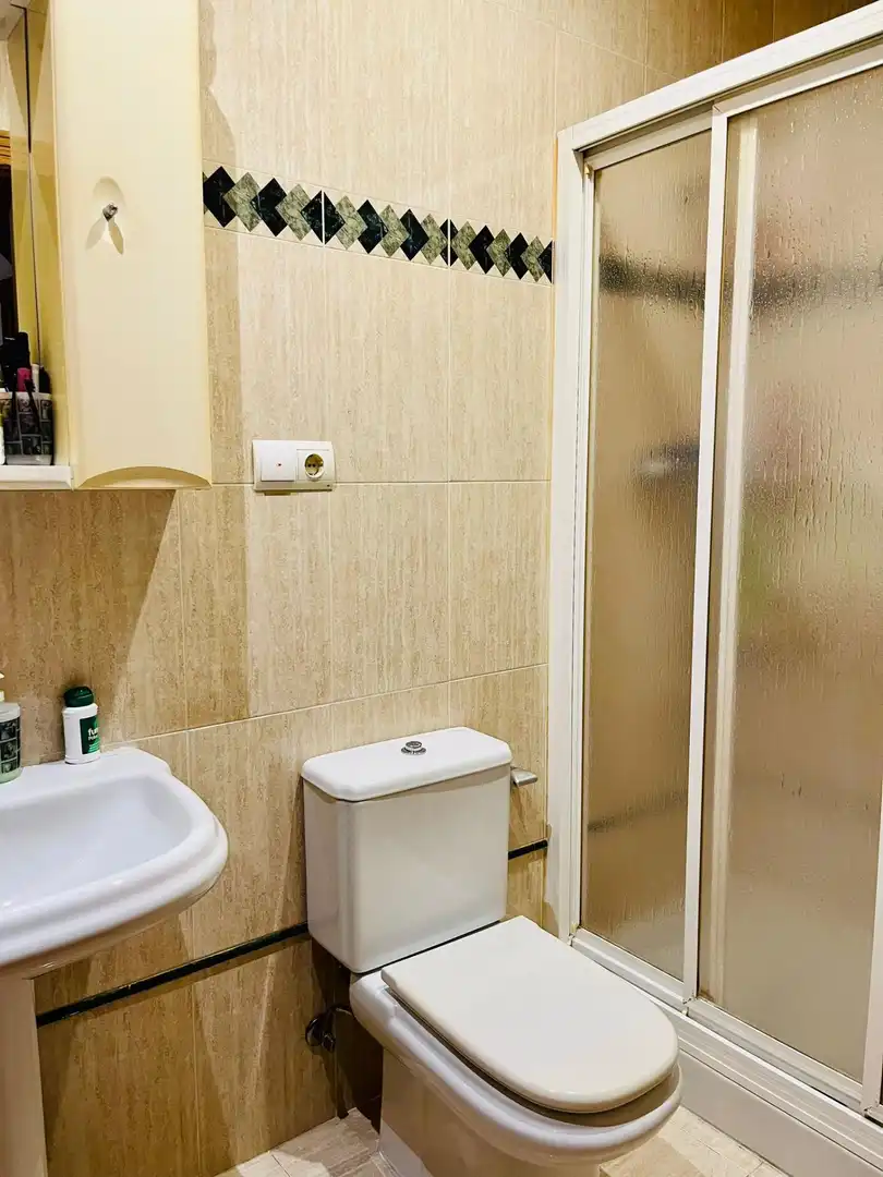 Bathroom of Houses for sale in Elche / Elx  with Air Conditioner, Private garden and Terrace