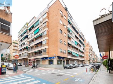 Ático con ascensor en venta en Calle SANTO TOMAS DE VILLANUEVA
