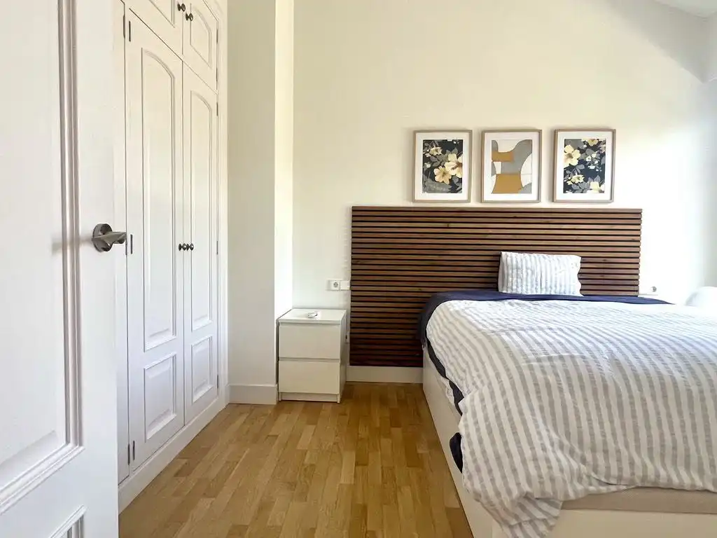 Wohnung zur Miete in Pinu Bidea, Aiete