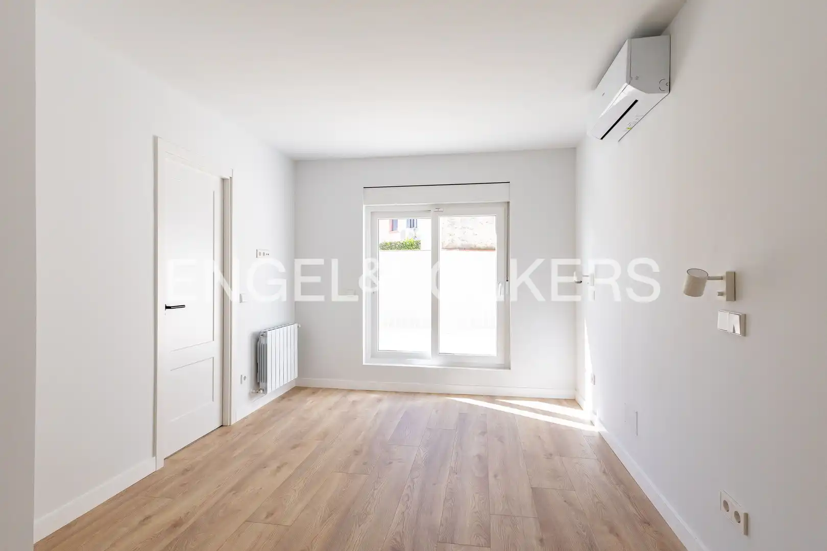 Habitación de Casa o chalet de alquiler en Madrid con Aire acondicionado, Calefacción y Terraza