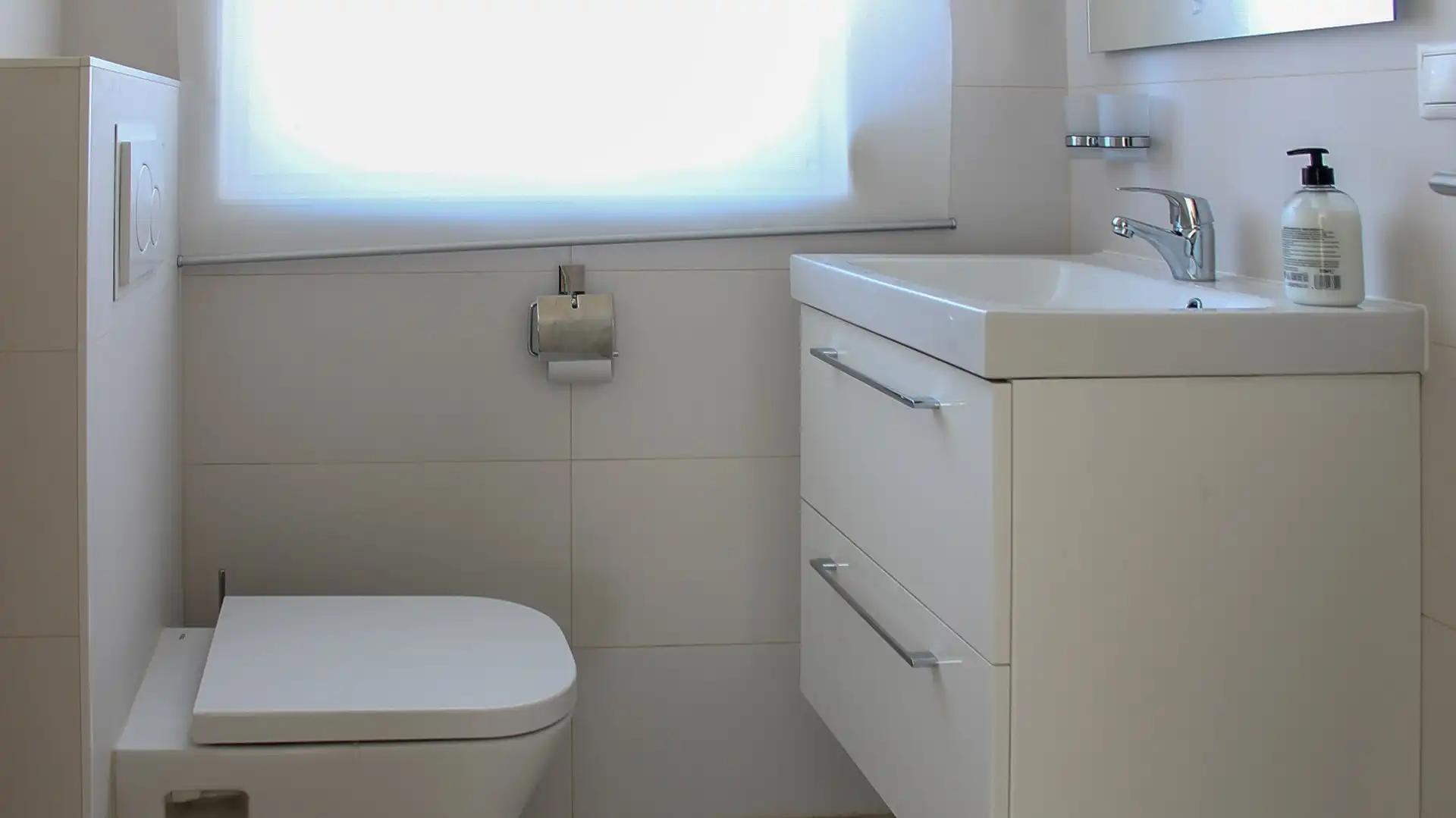 Bathroom of Houses for sale in Dénia  with Air Conditioner, Heating and Private garden